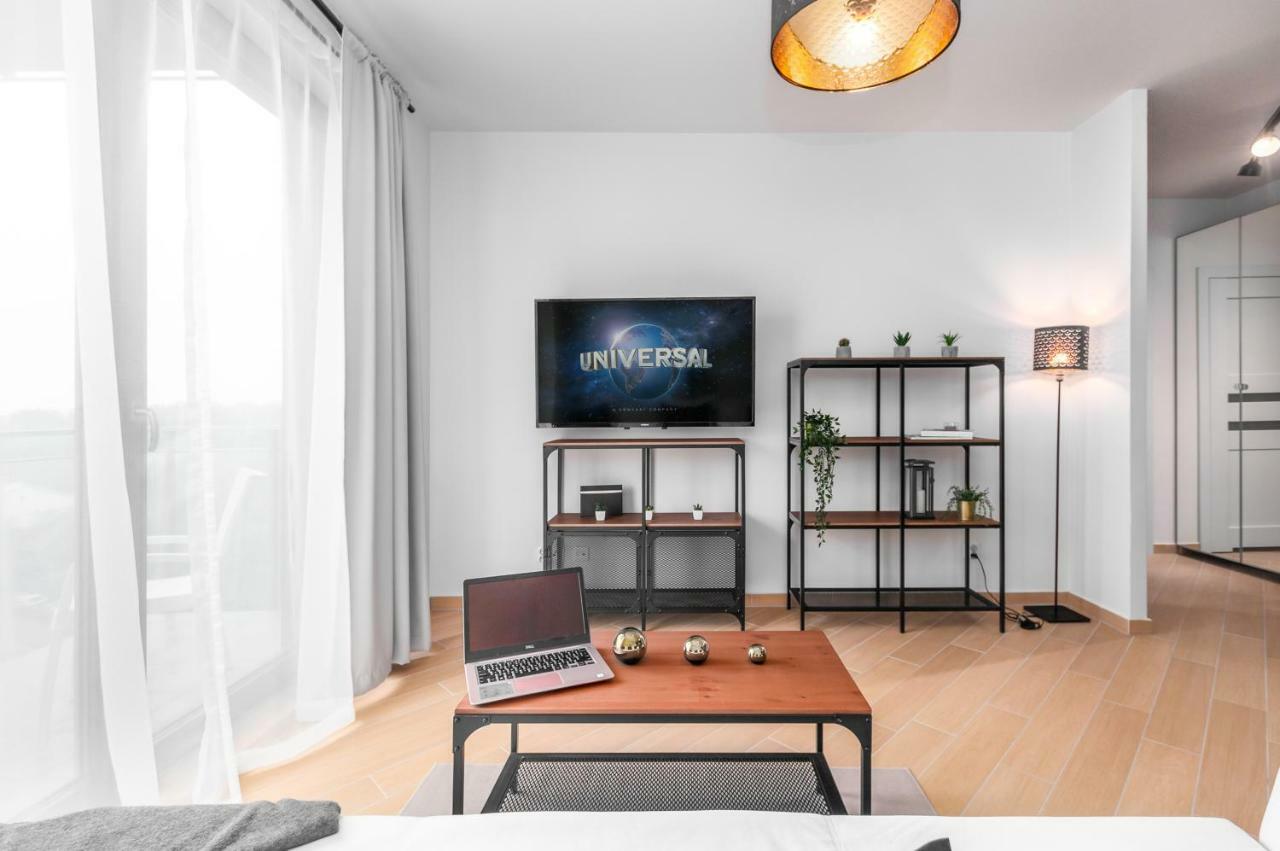 ורשה Apartments Jana Kazimierza 50 By Renters מראה חיצוני תמונה