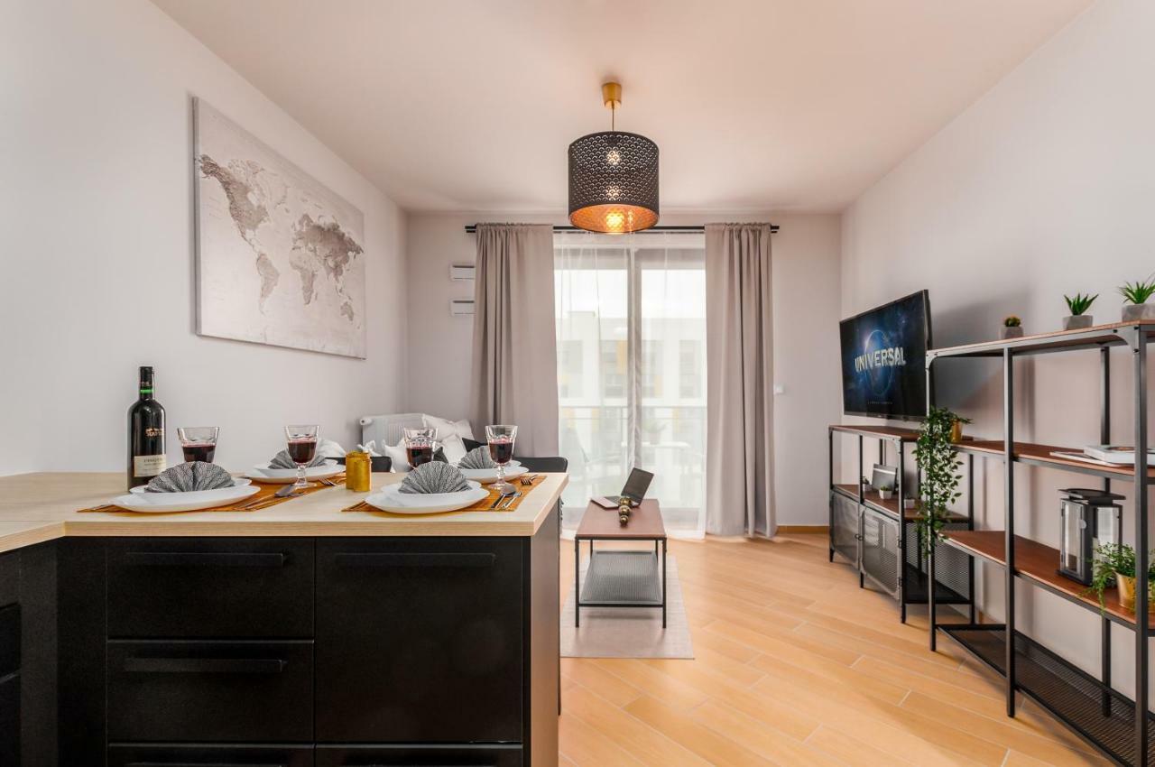 ורשה Apartments Jana Kazimierza 50 By Renters מראה חיצוני תמונה